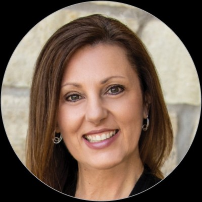 Lynda Gemlich, Account Executive